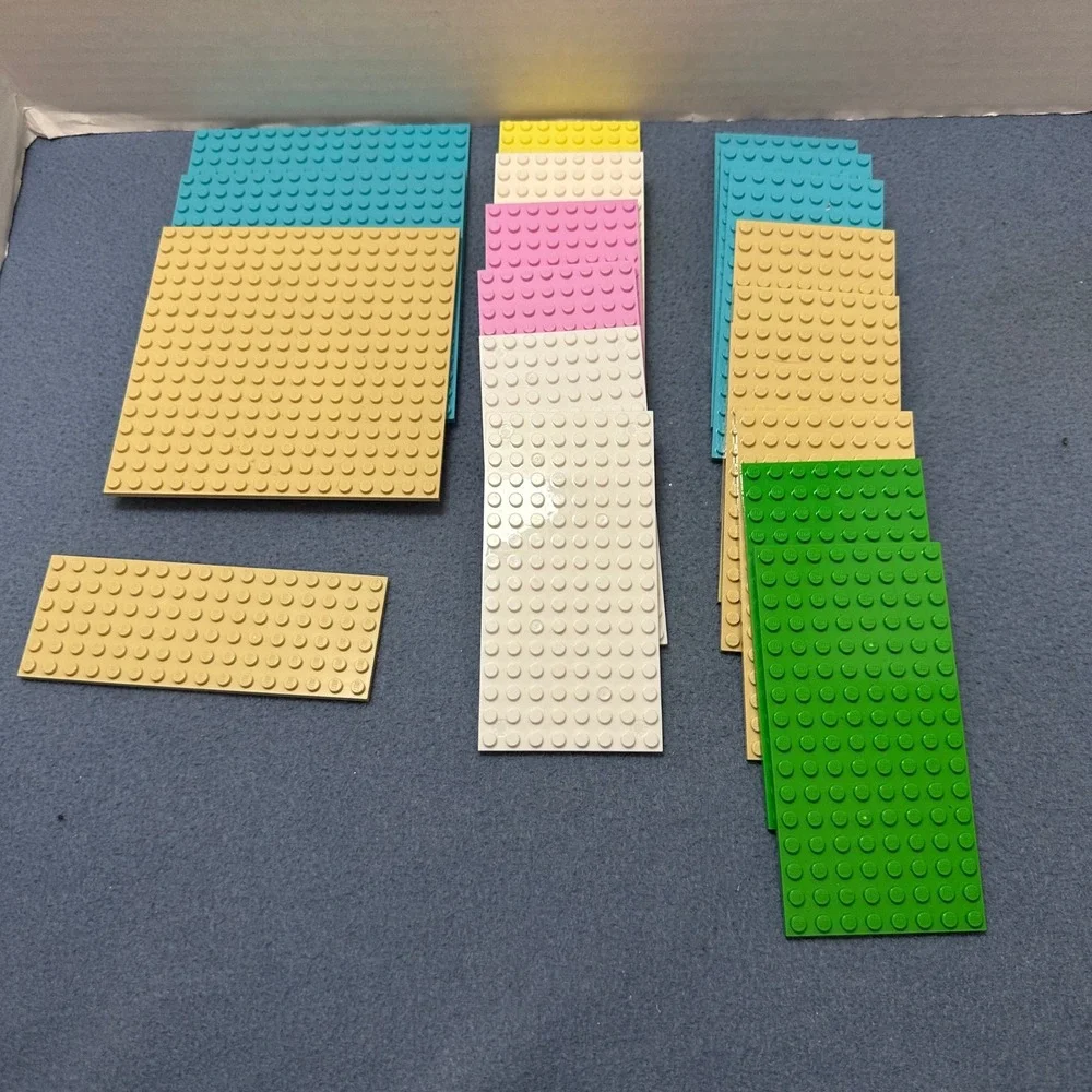 LEGO Baseplate and Plate Lot Assorted Sizes and Colors Tan Blue Green Pink White
